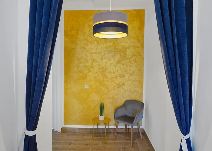 Polias Small Apartamento